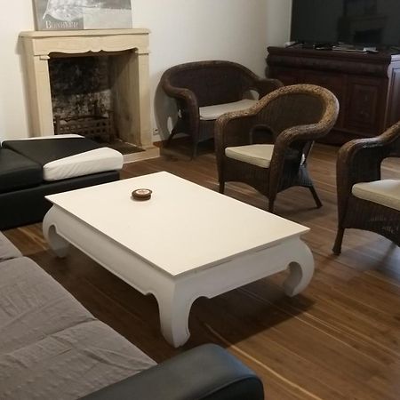 La Laujere Ivie - Gite & Piscine Privative Saint-Hilaire-du-Bois  Exteriör bild