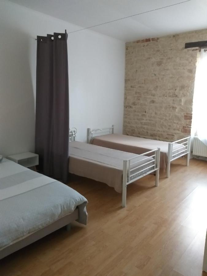 La Laujere Ivie - Gite & Piscine Privative Saint-Hilaire-du-Bois  Exteriör bild